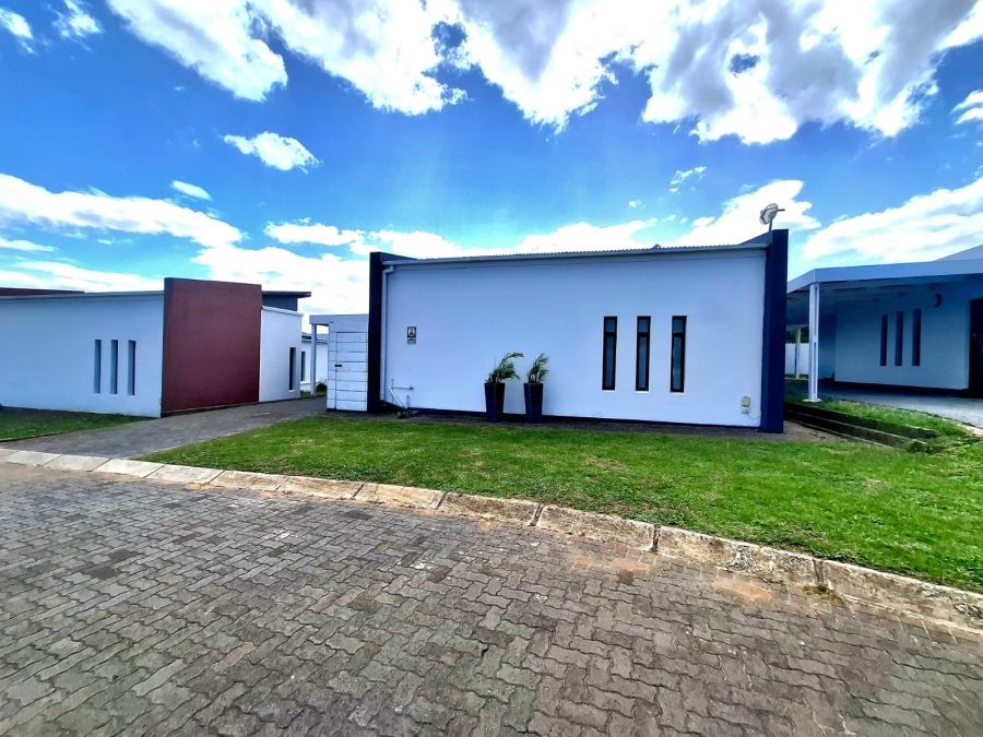 2 Bedroom Property for Sale in Nahoon Valley Park Eastern Cape